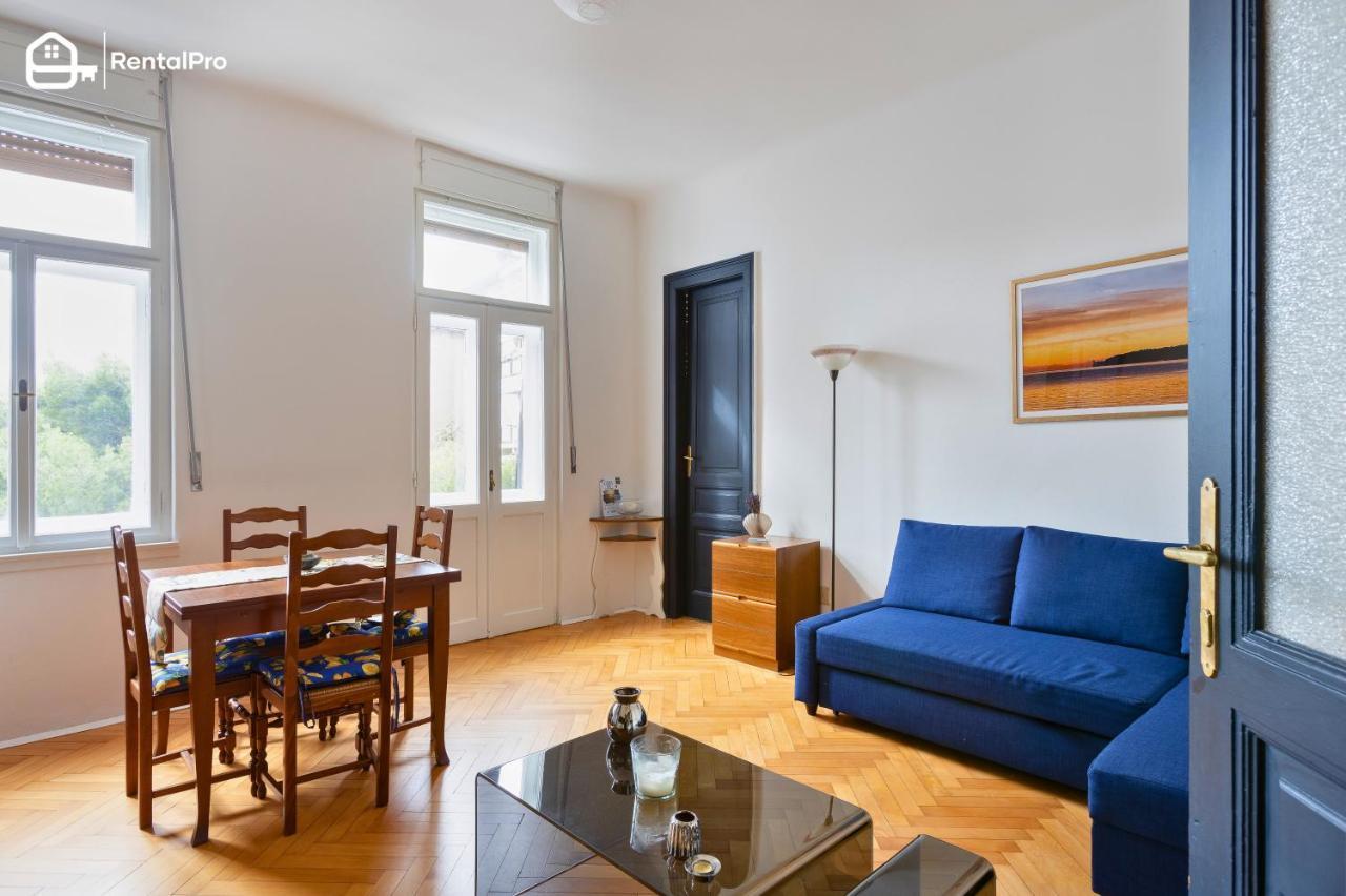 Center - Reserved Parking & Wi-fi Trieste